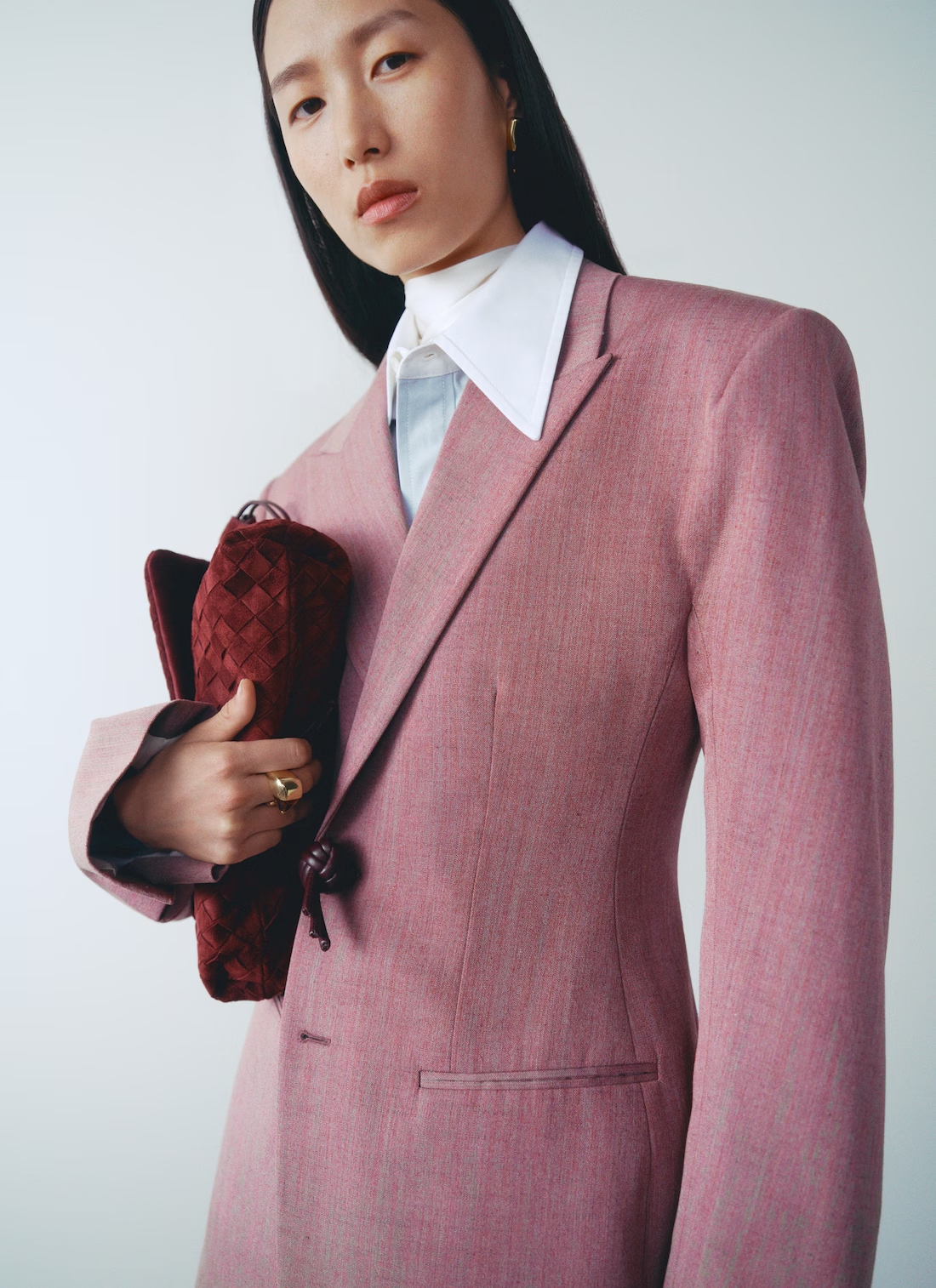 创意总监Louise Trotter首秀系列